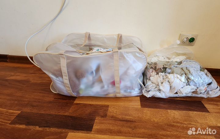 Большой пакет вещей на мальчика 0-6 мес, шапки