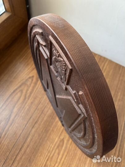 Жетон московского метро дерево