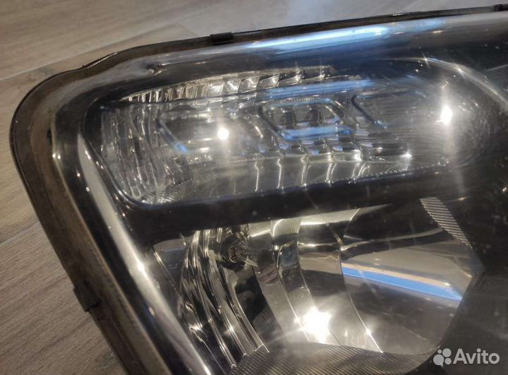 Фара правая Renault Duster 2015-21