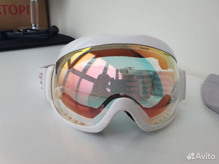 Горнолыжные очки женские
