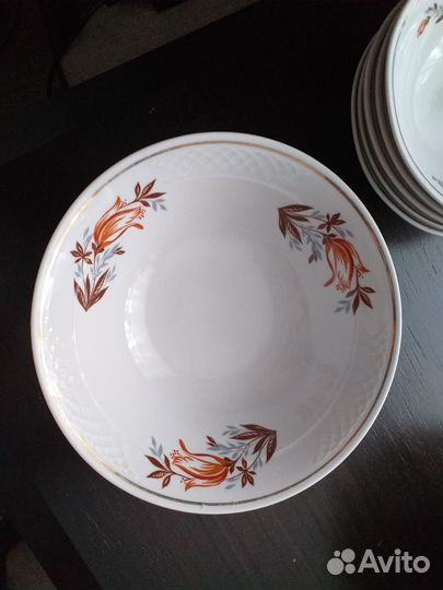 Набор посуды тарелки