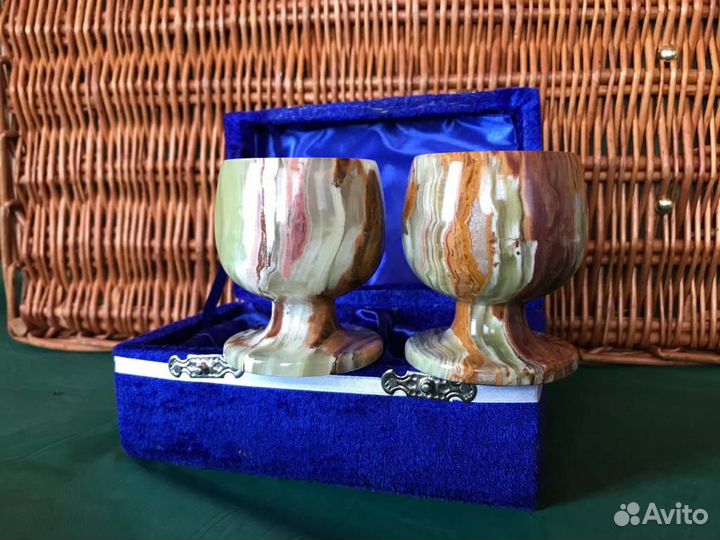 Рюмки из оникса новые в подарочной упаковке
