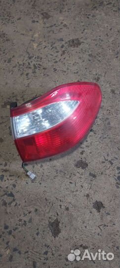 Mazda 626 '2000-2002 фонарь задний внешний правый