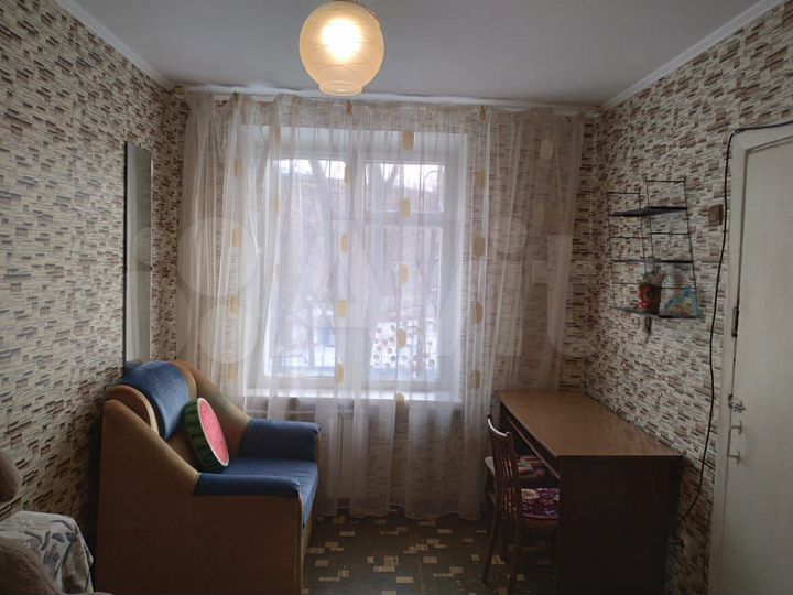 Комната 14 м² в 2-к., 2/5 эт.