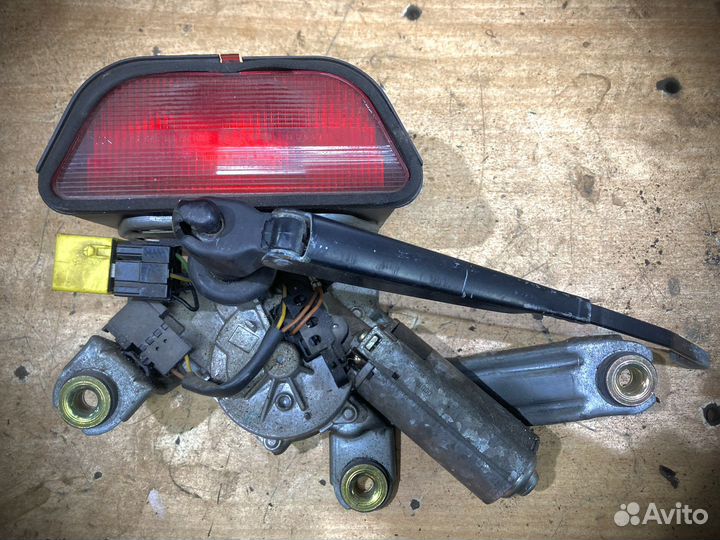 Задний моторчик дворник на Mercedes w163