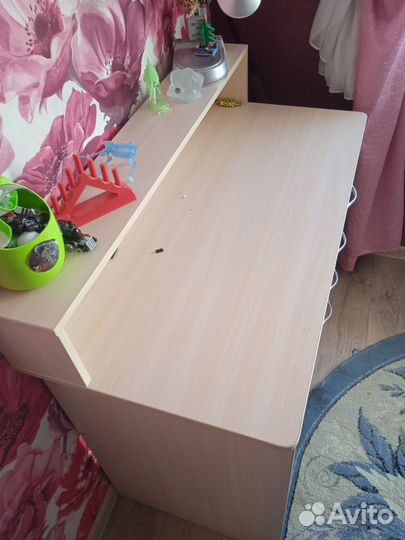 Письменный стол