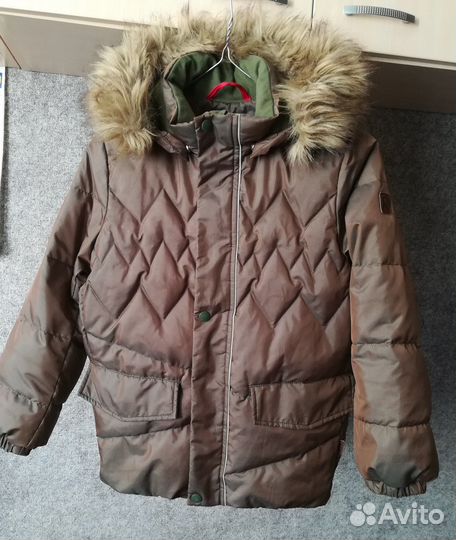 Куртка / пуховик на мальчика р.134