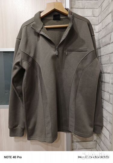 Свитер мужской