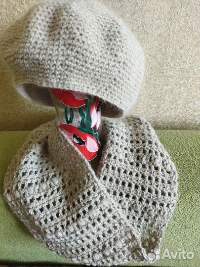 Берет и шарф