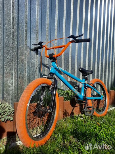 Трюковой велосипед bmx