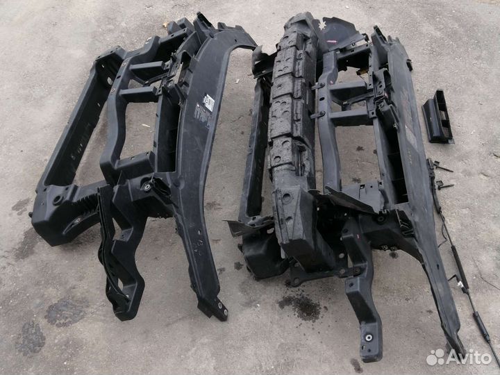 Бампер передний Volkswagen Passat B6