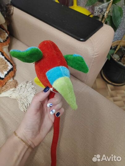 Мягкая игрушка попугай птичка