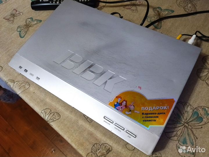 DVD плеер BBK DV115SI