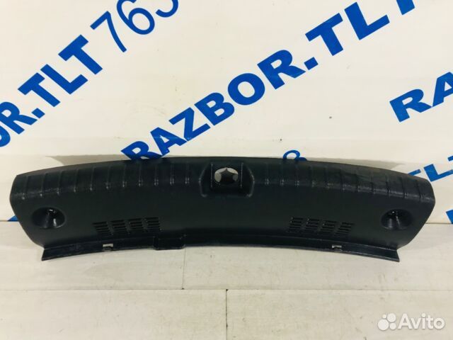 Обшивка задней панели багажника KIA RIO 4 1.4 мт с