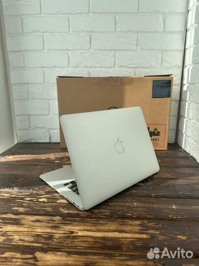 Аpple macbook air 13 mid 2013 Intel Core i5 1.30Gh