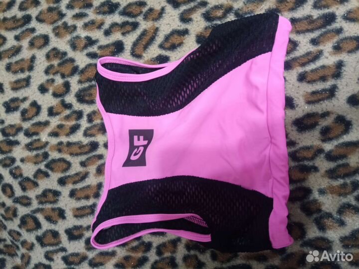 Спортивный топ,шорты,купальник