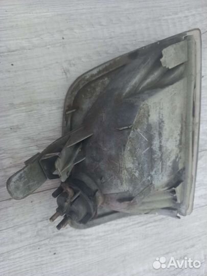 Поворотники на mercedes 124