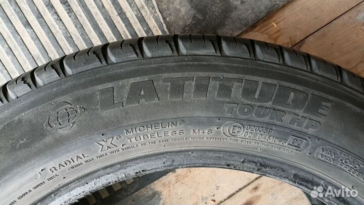Michelin Latitude Tour HP 215/60 R17