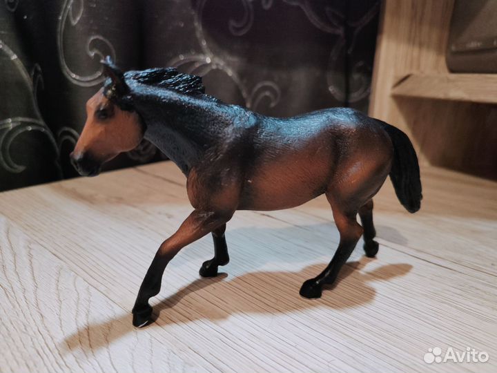 Фигурки лошадей schleich