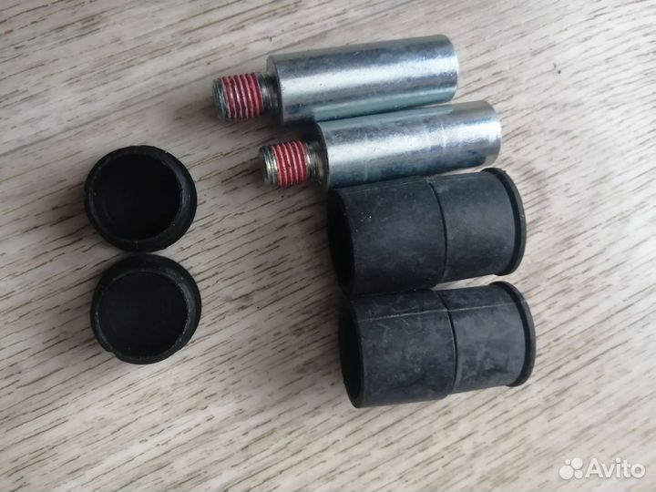 Болты тормозного суппорта vw