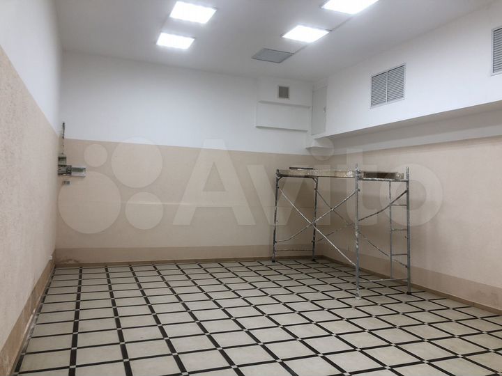 Помещение с ремонтом, цоколь, 281 м² (собственник)
