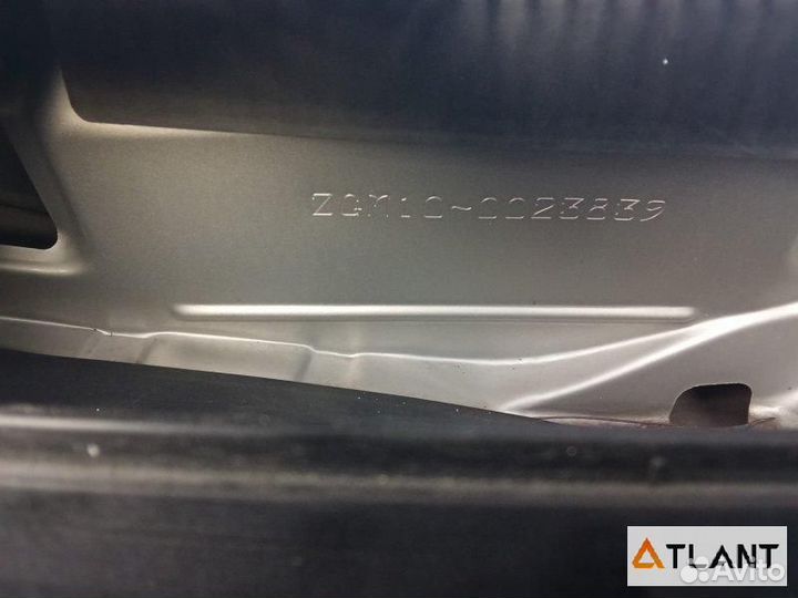 Ступица задняя левая toyota isis