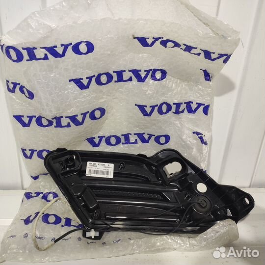 Фонарь габаритный передний правый volvo xc60 новый