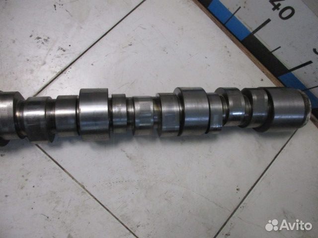 Распредвал Iveco Stralis