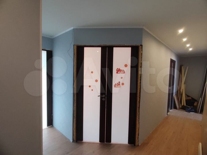 3-к. квартира, 55,4 м², 2/5 эт.