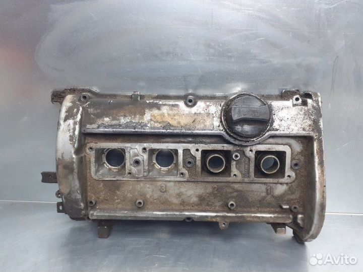 Крышка головки блока (клапанная) Audi A4 B5