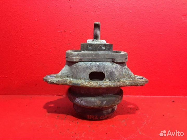 Опора двигателя Land Rover Discovery 3 276DT (AJD)