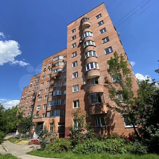2-к. квартира, 55 м², 4/9 эт.
