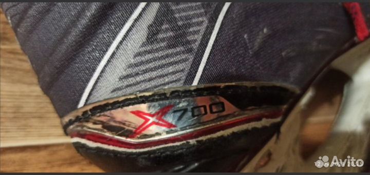 Хоккейные коньки bauer x700
