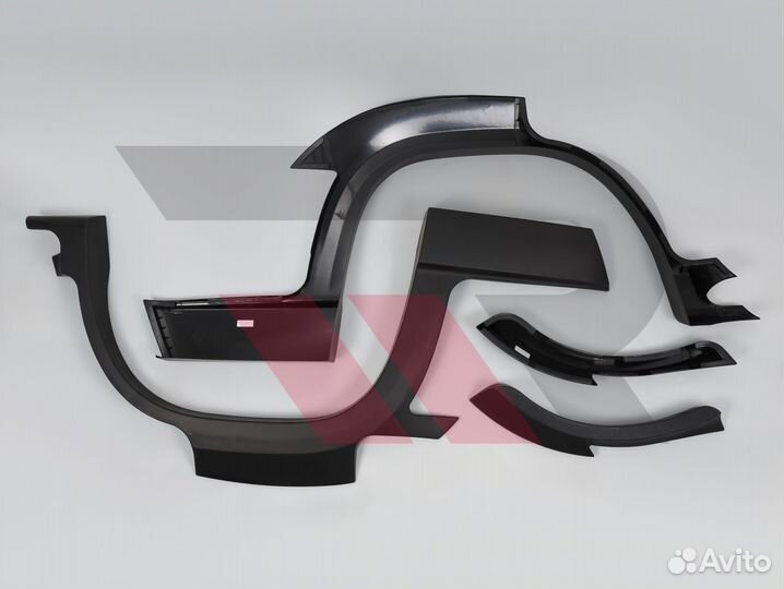 Фендера Toyota Land Cruiser 200 с16г Wald GBT