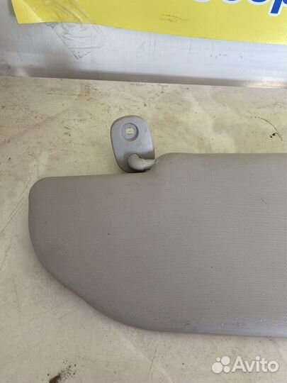 Козырек солнцезащитный ваз (LADA) Vesta