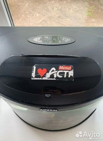 Аквариум со всеми принадлежностями