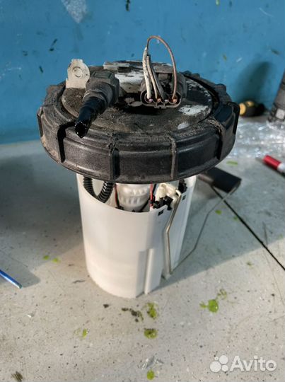Насос в бак Рено Меган 3