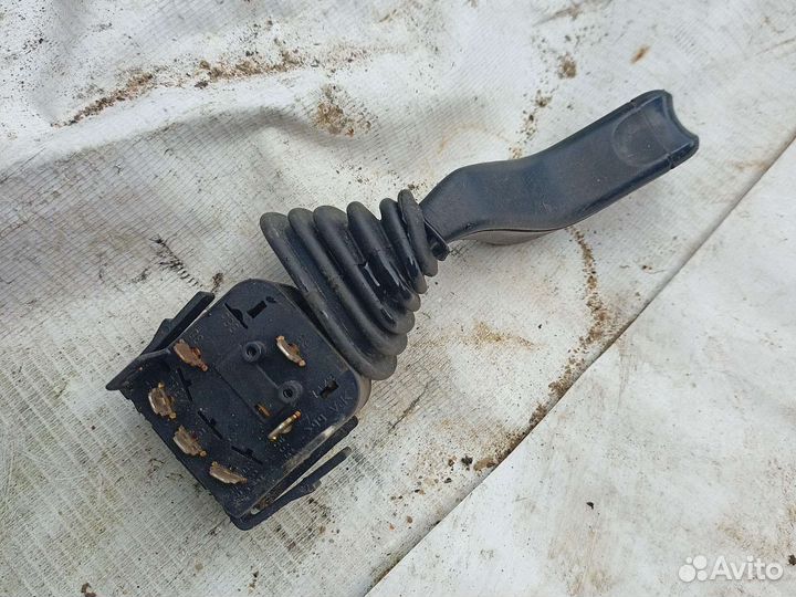 Переключатель поворотов Opel Zafira A минивэн