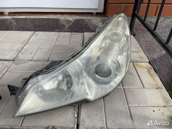 Фары на Subaru Legacy/Outback