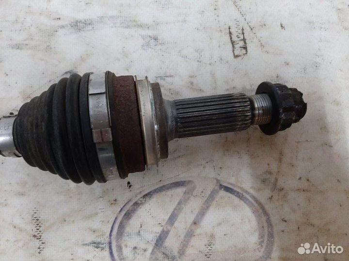 Вал приводной зад. Lexus NX300h