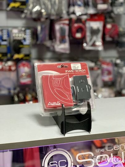 Адаптер для магнитолы кнопок на руле Aura ZWE-WA01
