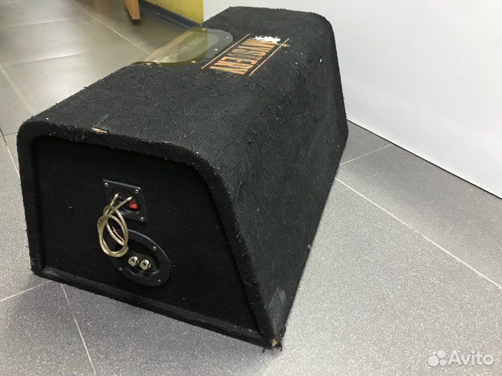 Сабвуфер Mystery MBP-2500 600Wt