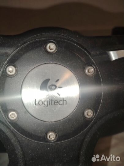 Игровой руль logitech