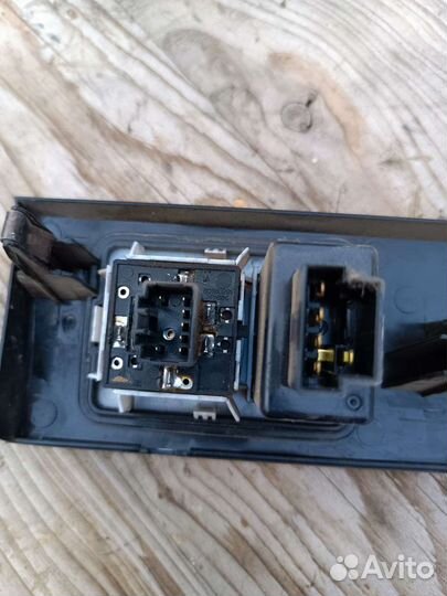 Блок управления зеркалами тагаз роад партнер 2009г