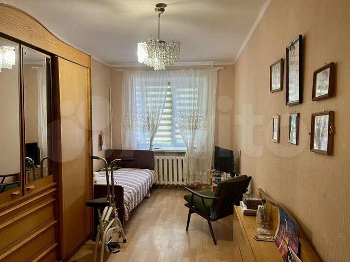 2-к. квартира, 46 м², 3/6 эт.