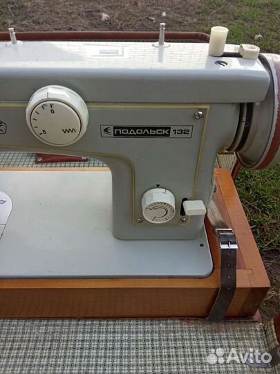 Швейная машина Подольск 132