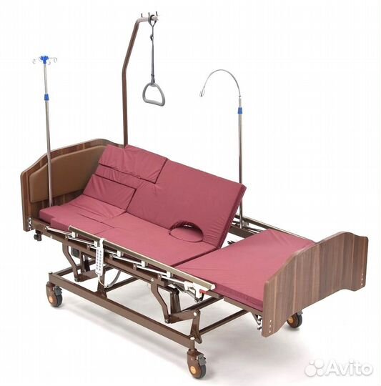 Медицинская кровать для инвалидов