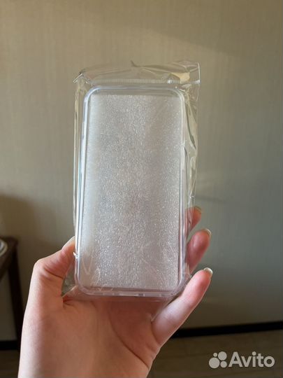 Чехол на iPhone 13