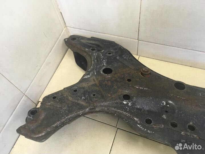 Балка подмоторная Corolla E12 2001-2006