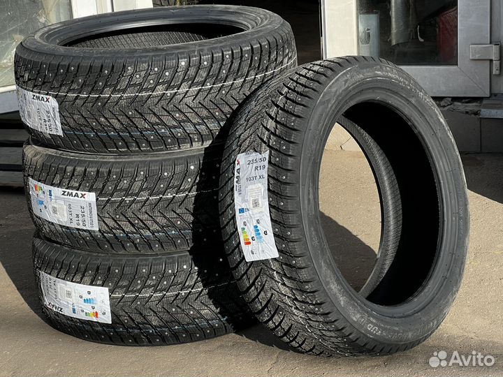 Zmax Winternova Stud II 235/50 R19 103T
